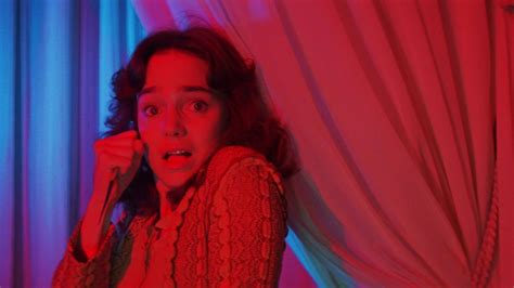  Suspiria: Een Symfonie van Schrik en Surrealisme